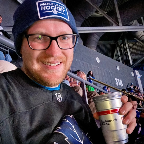 Meet your Posher, Dean - Picture 2 of 2